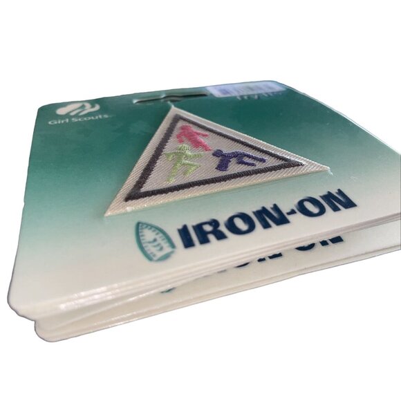 6 Girl Scout 59127 Playing Around The World Try-Its Badge Iron-On Triangle GSUSA - Picture 3 of 3